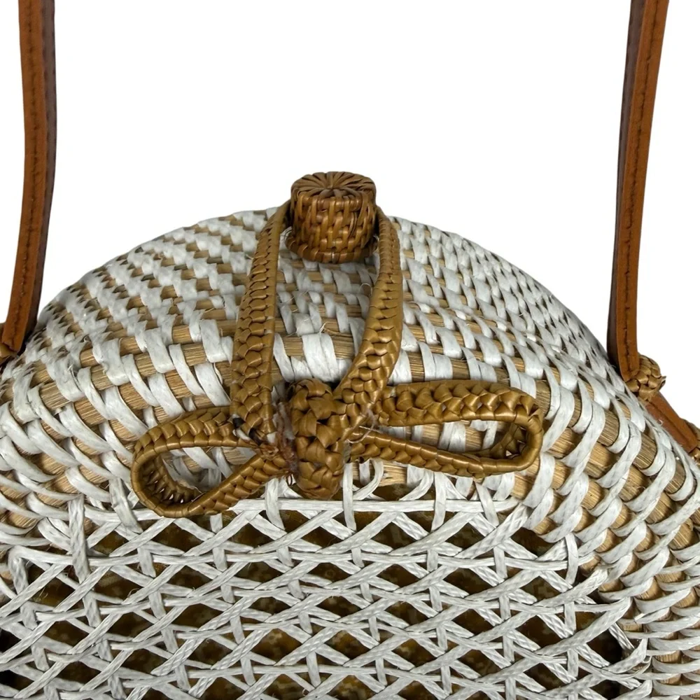Anthropologie White Woven Round Crossbody with Tan Strap - Picture 5 of 9